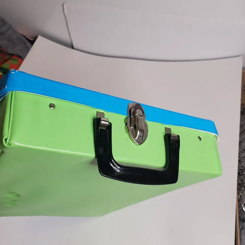 Vintage 1968 Mattel Barbie Doll Case The World Of Barbie Clean With Some Damage